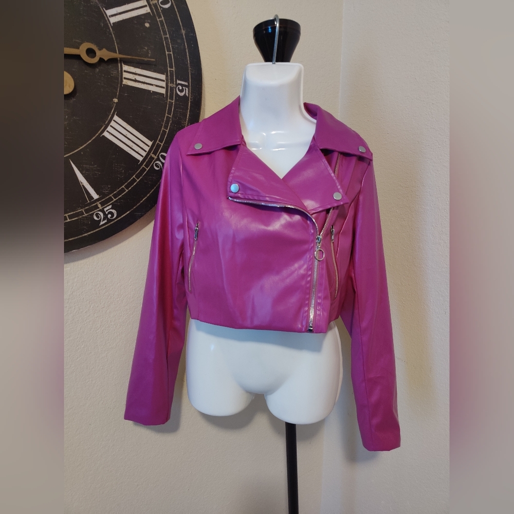 Allegra K Women's Faux Leather Long Sleeve Zipper Up Moto Cropped Jacket